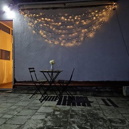 Charming Apartment With Private Terrace Bükreş Dış mekan fotoğraf