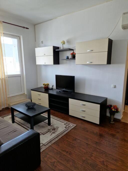 Charming Apartment With Private Terrace Bükreş Dış mekan fotoğraf