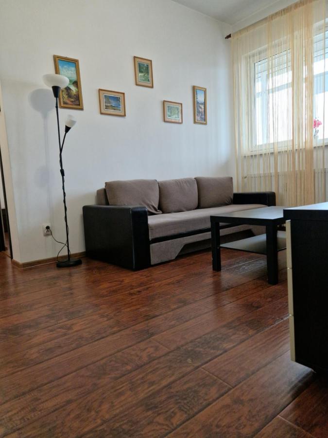 Charming Apartment With Private Terrace Bükreş Dış mekan fotoğraf